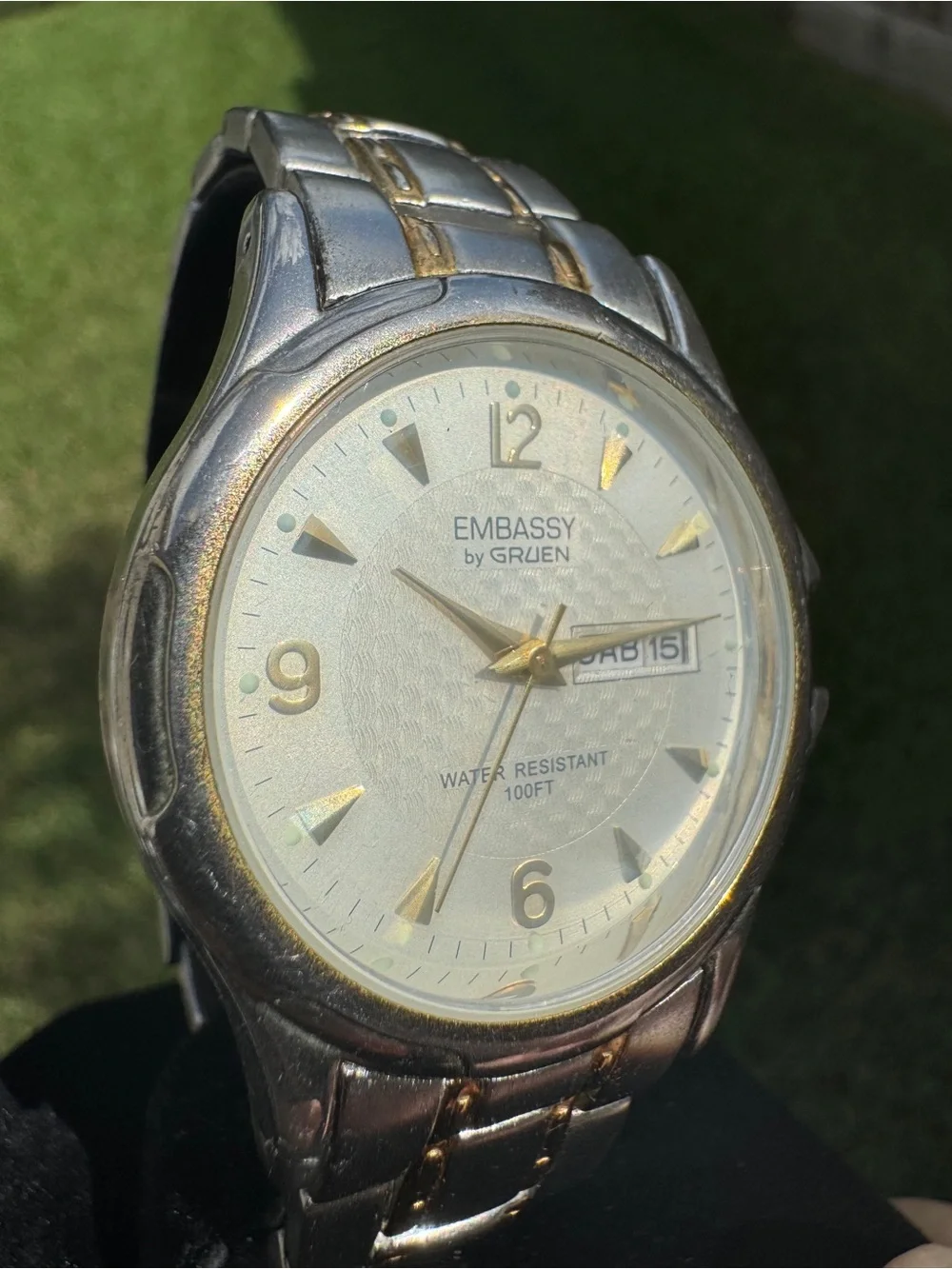 Gruen Embassy Men’s Quartz Day-Date Two-Tone Original Bracelet Cream Dial 40mm